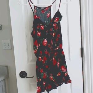 Black and red roses dress light ruffles